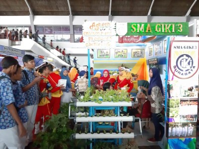 pameran 6