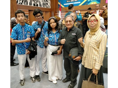 Kegiatan Kepahlawanan, bersama Putra dari Bung Tomo (Pahlawan Nasional)